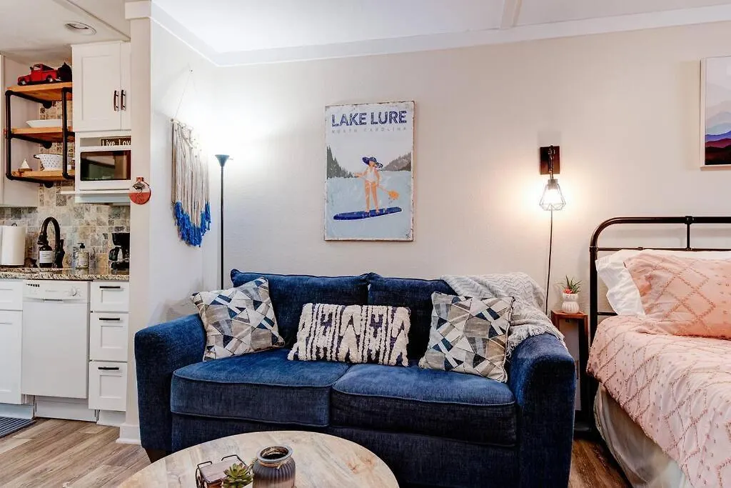 Charming Lure At Rumbling Bald Resort! * Lake Lure
