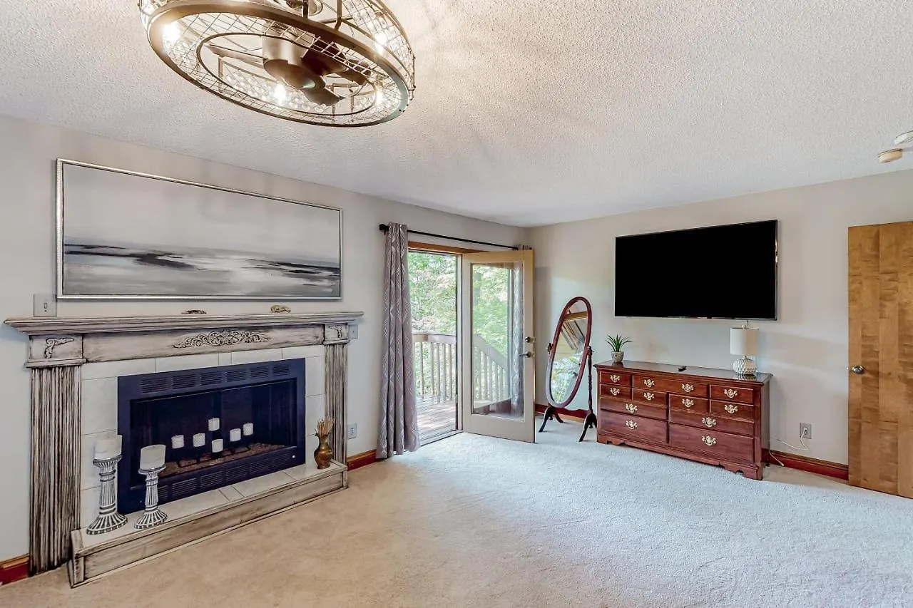 Living Luxury Apartment