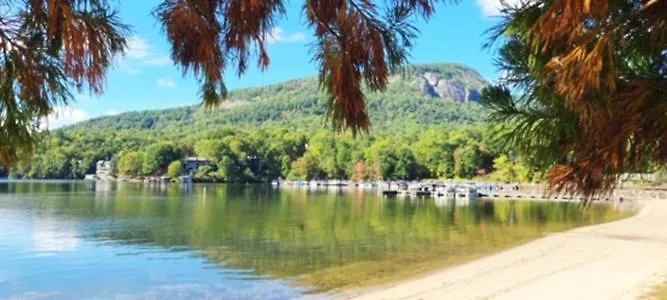 Apple Valley 22 Lake Lure