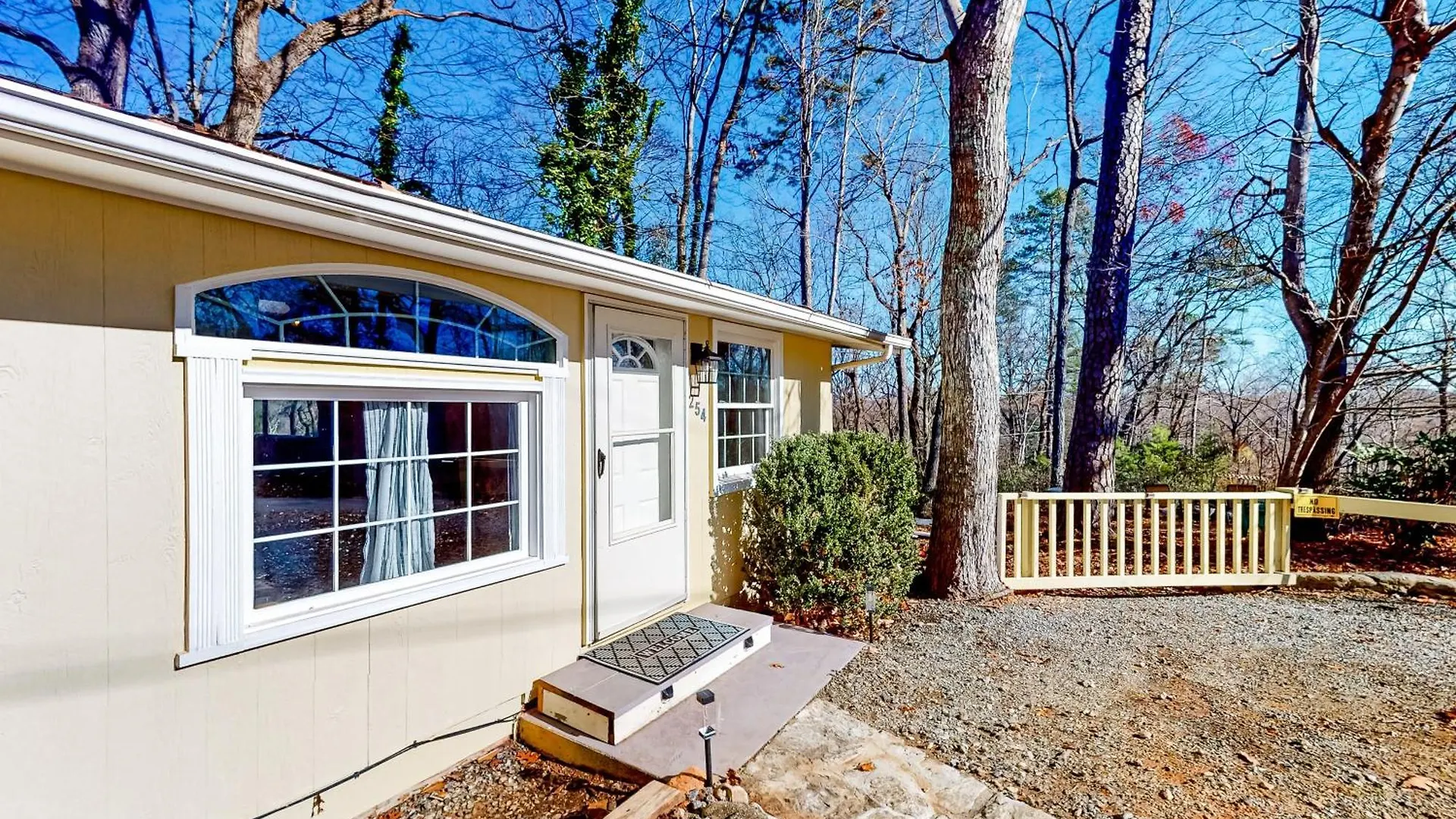 Holiday home Adventure Awaits