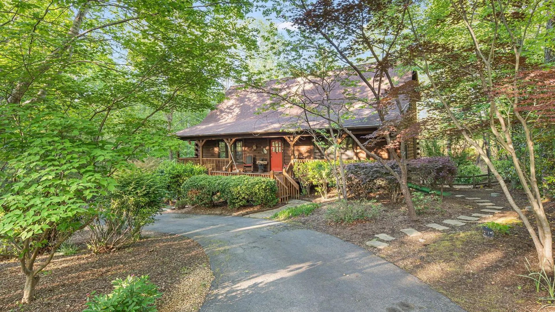 Holiday home Lure Oasis In The Woods W/ Hot Tub & More! Lake Lure