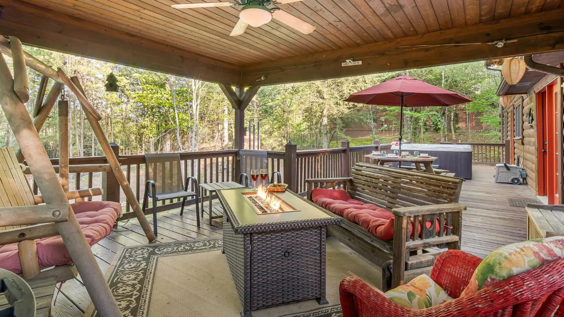 Holiday home Lure Oasis In The Woods W/ Hot Tub & More! Lake Lure
