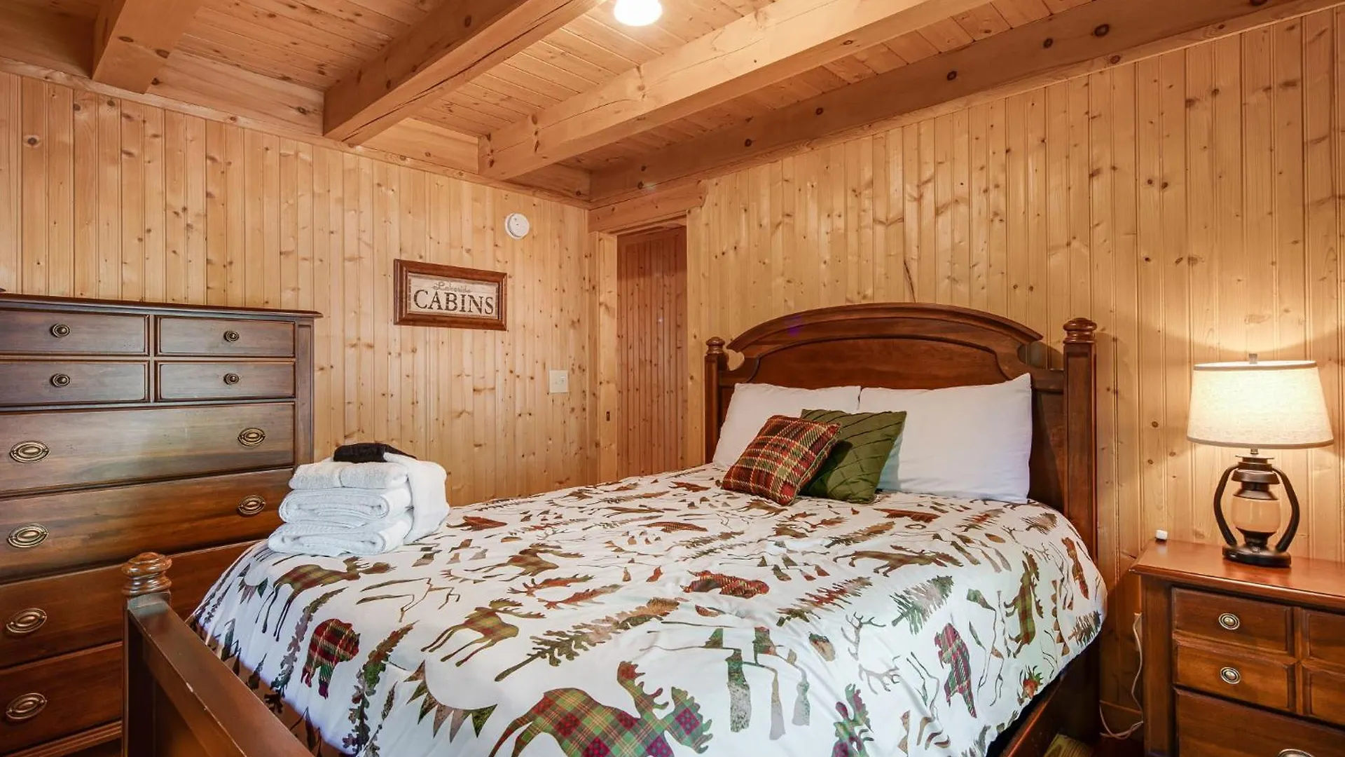 Lure Oasis In The Woods W/ Hot Tub & More! *