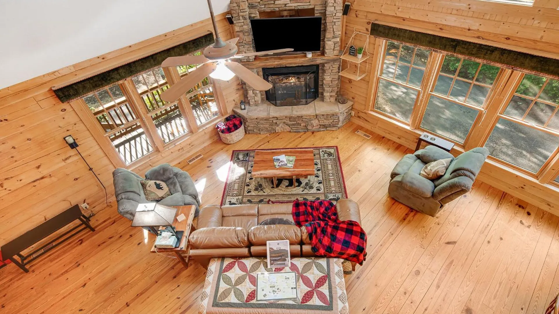 Lure Oasis In The Woods W/ Hot Tub & More! * Lake Lure