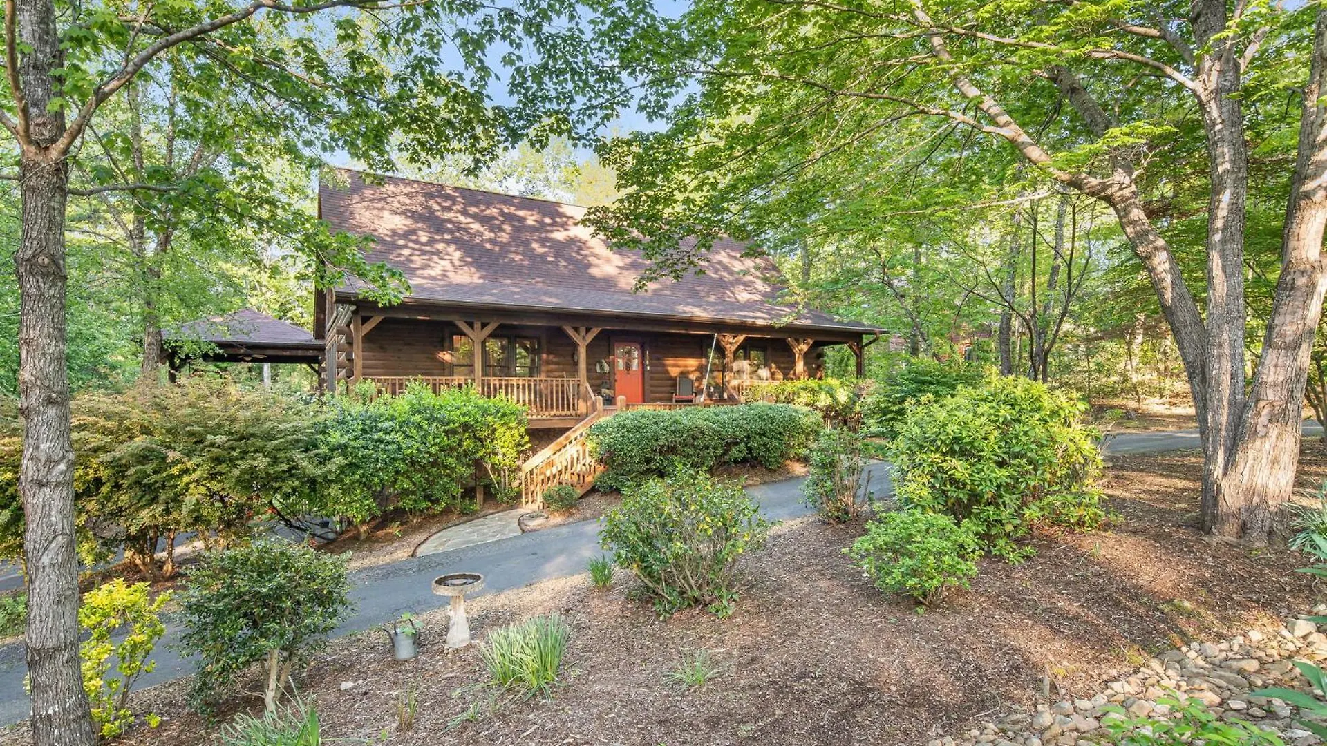 Holiday home Lure Oasis In The Woods W/ Hot Tub & More!