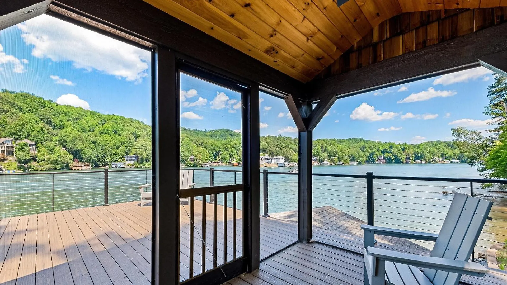 Water's Edge Holmstead Holiday home
