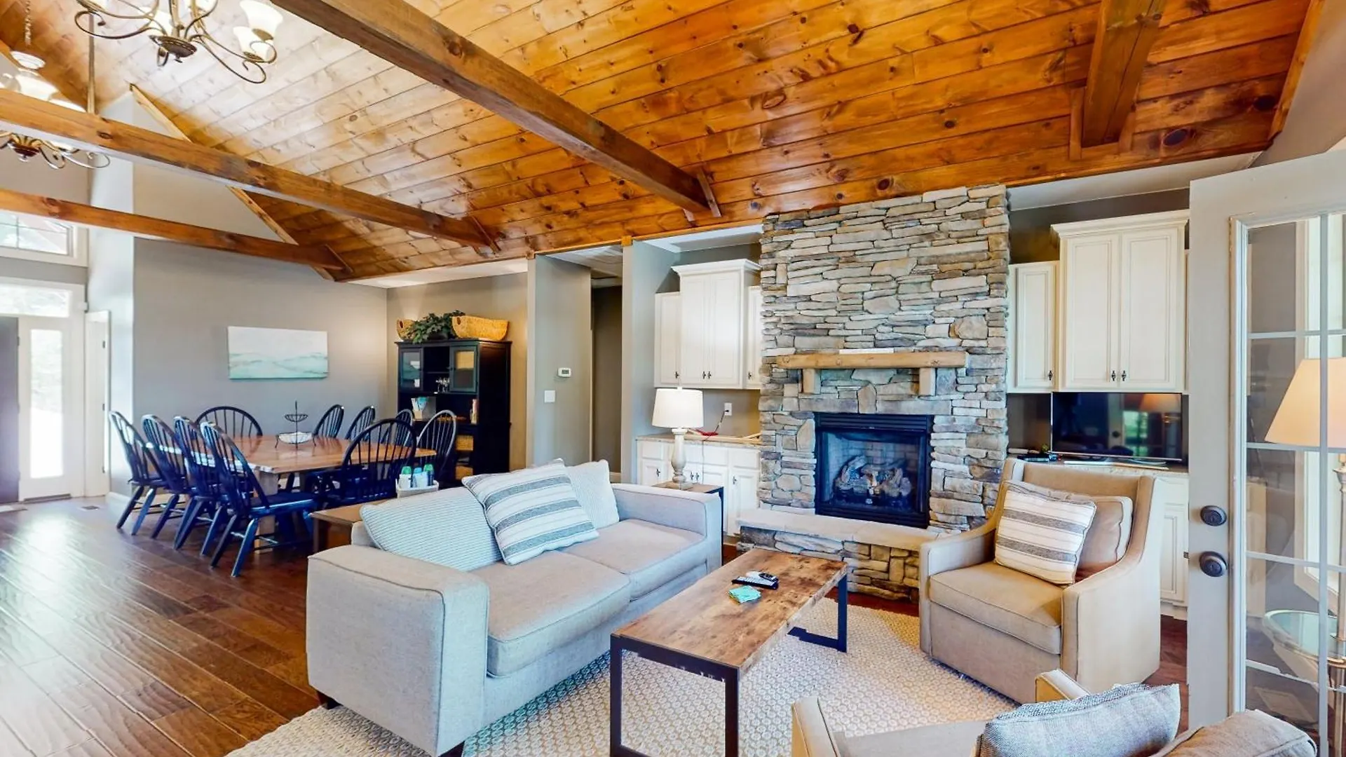 Water's Edge Holmstead Holiday home Lake Lure