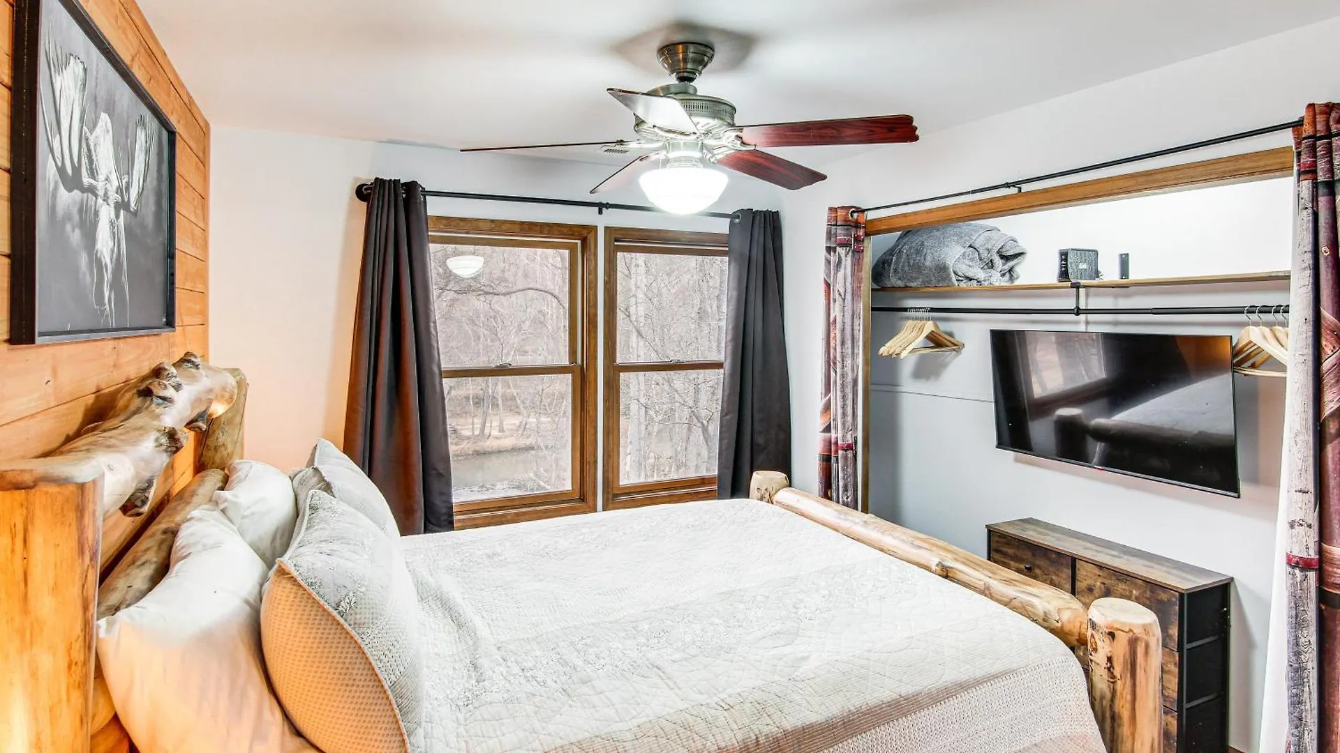 Holiday home Beautiful Riverfront Lure On 13 Acres Lake Lure