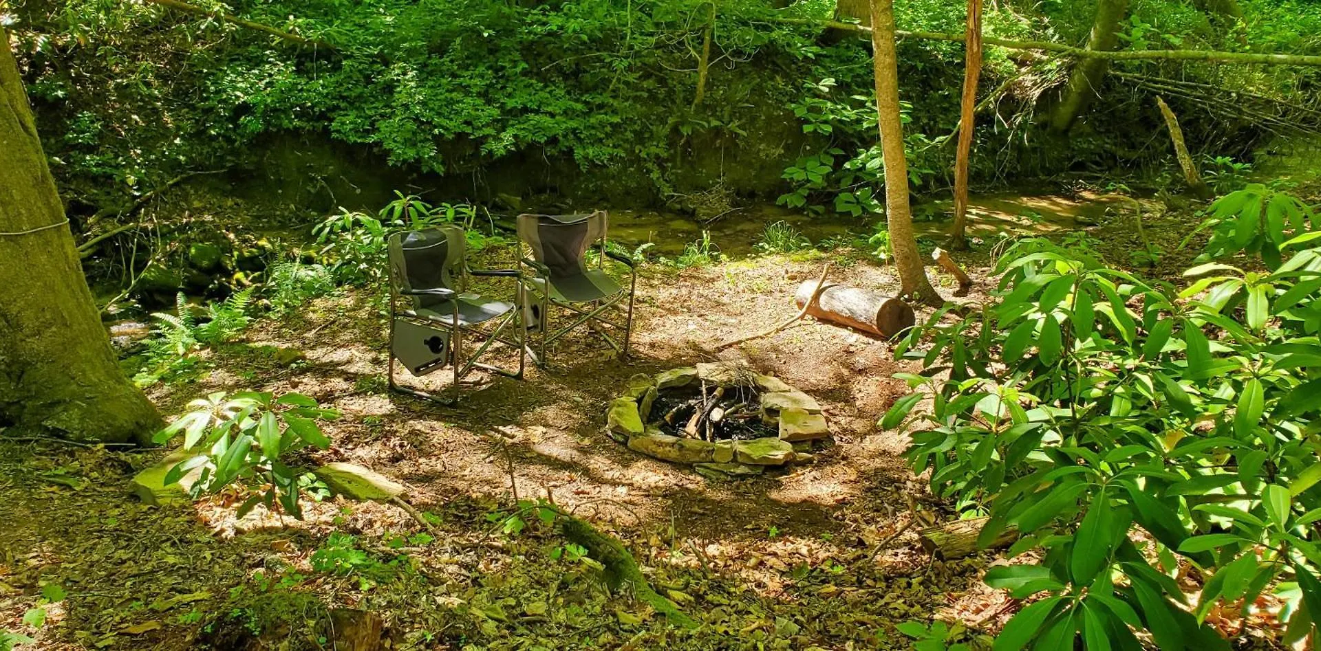 Creekside Comfortable Camper * Lake Lure