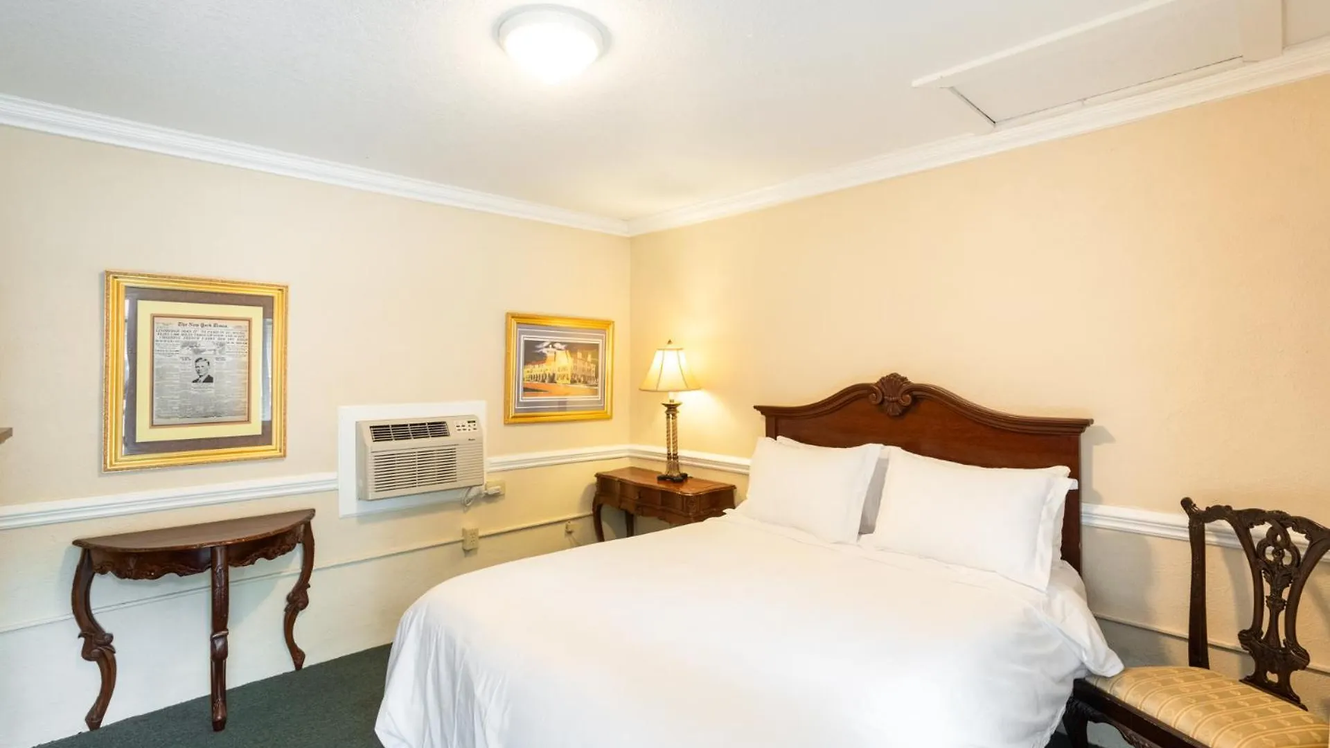 Hotel Lure And 3*