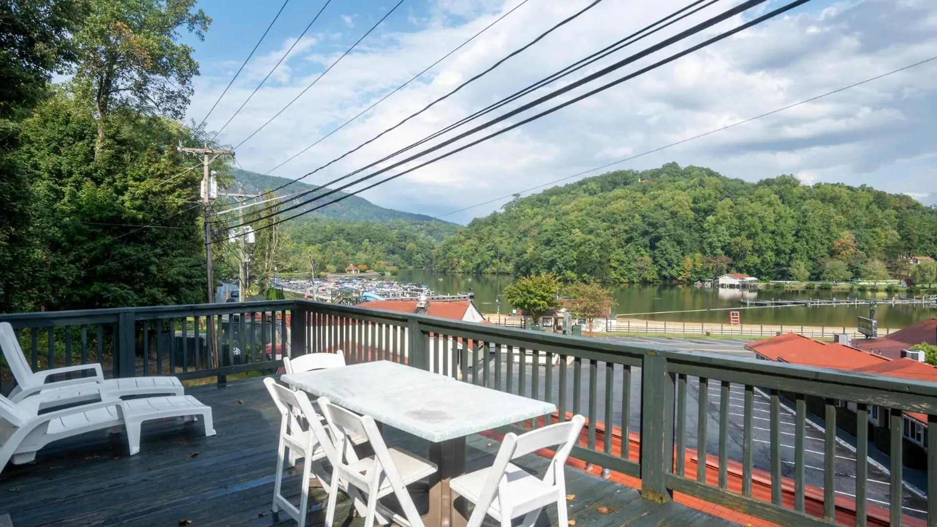 Lure And 3* Lake Lure