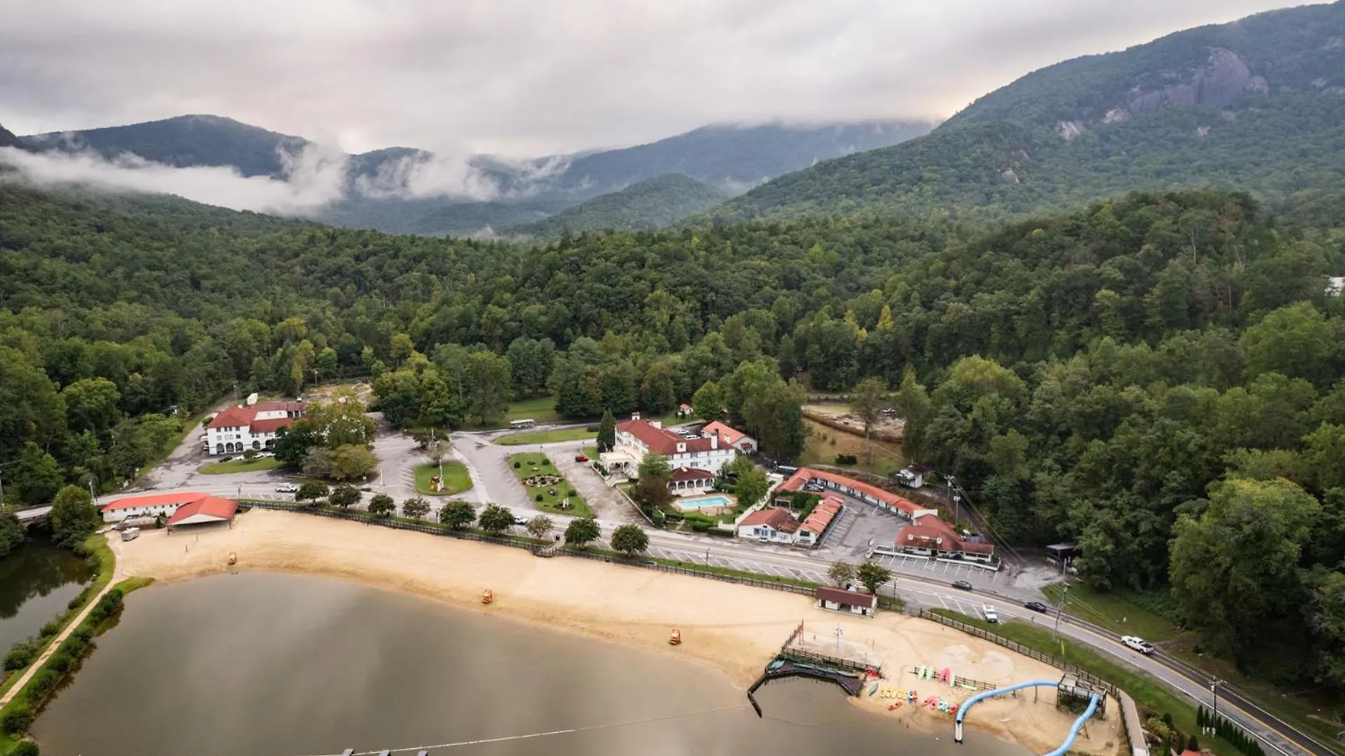 Lure And 3* Lake Lure