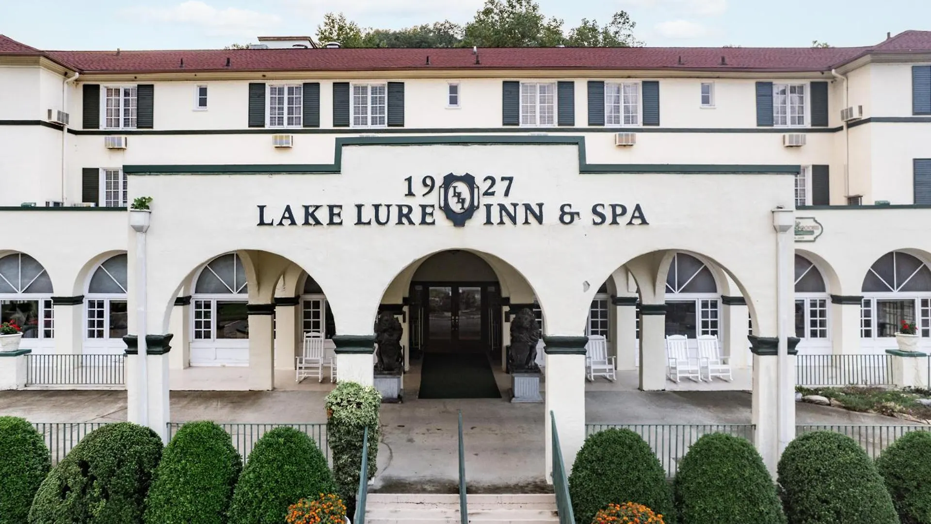 Lure And Hotel