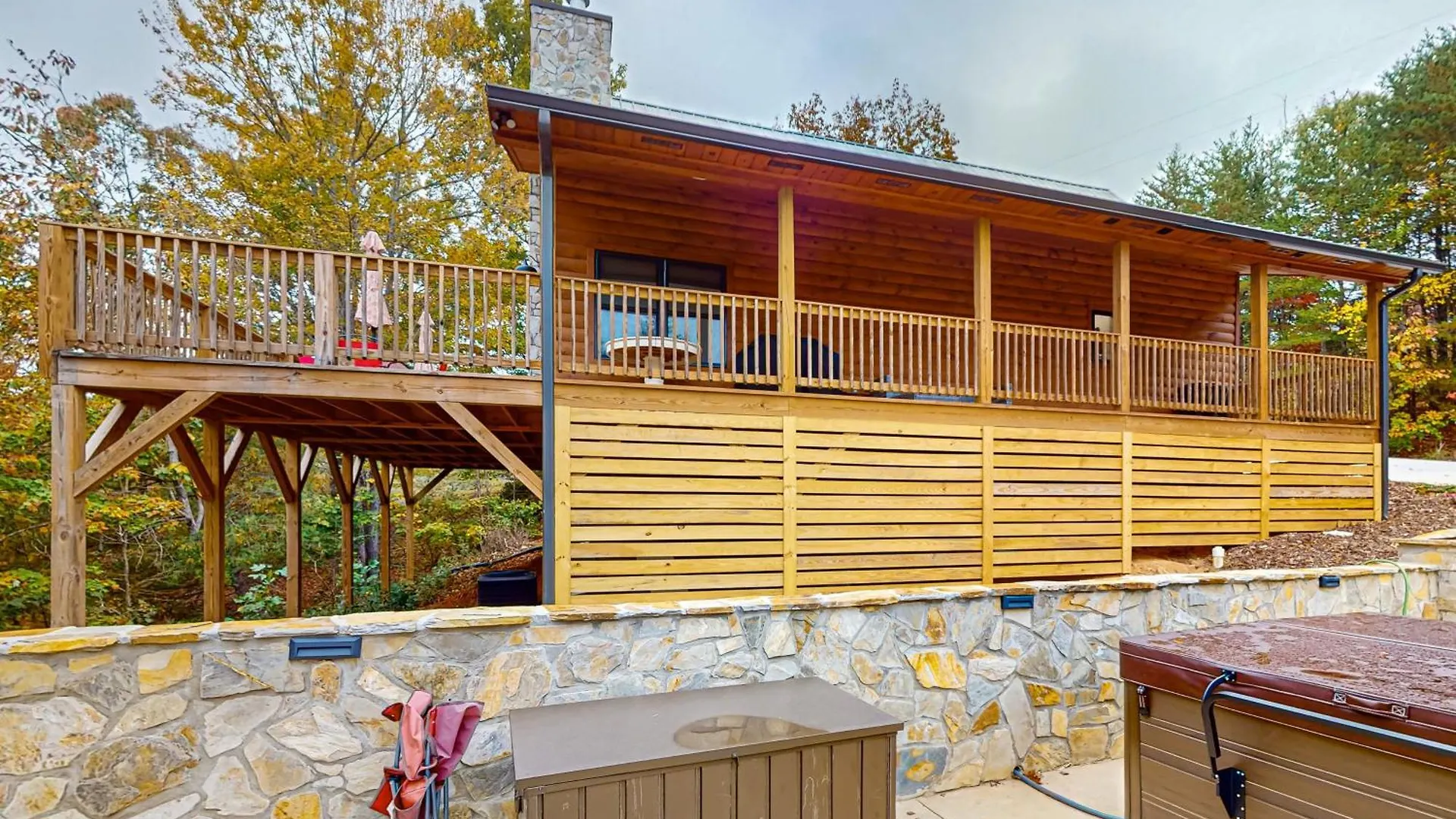 Peak-a-boo Holiday home Lake Lure