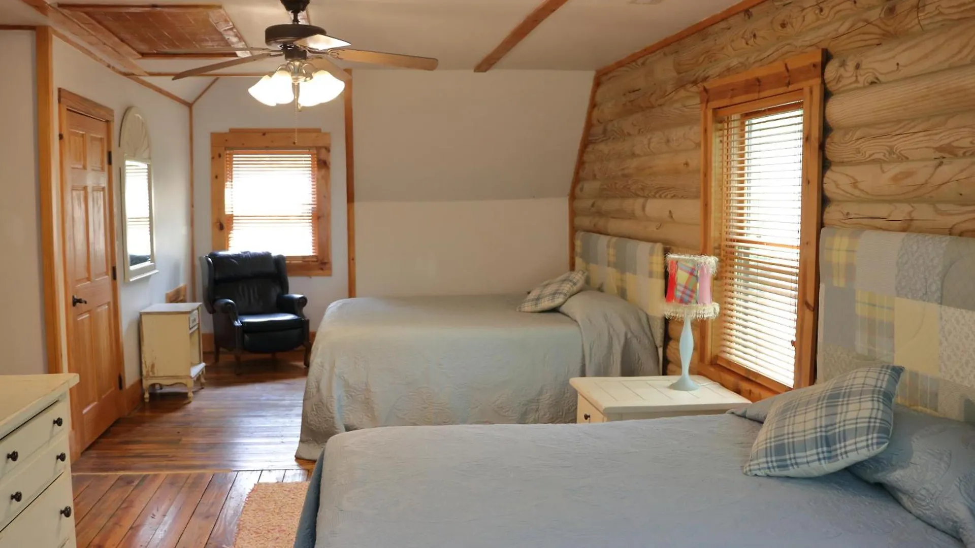 Laurelwood At Lure, Nc - Sleeps 12 *