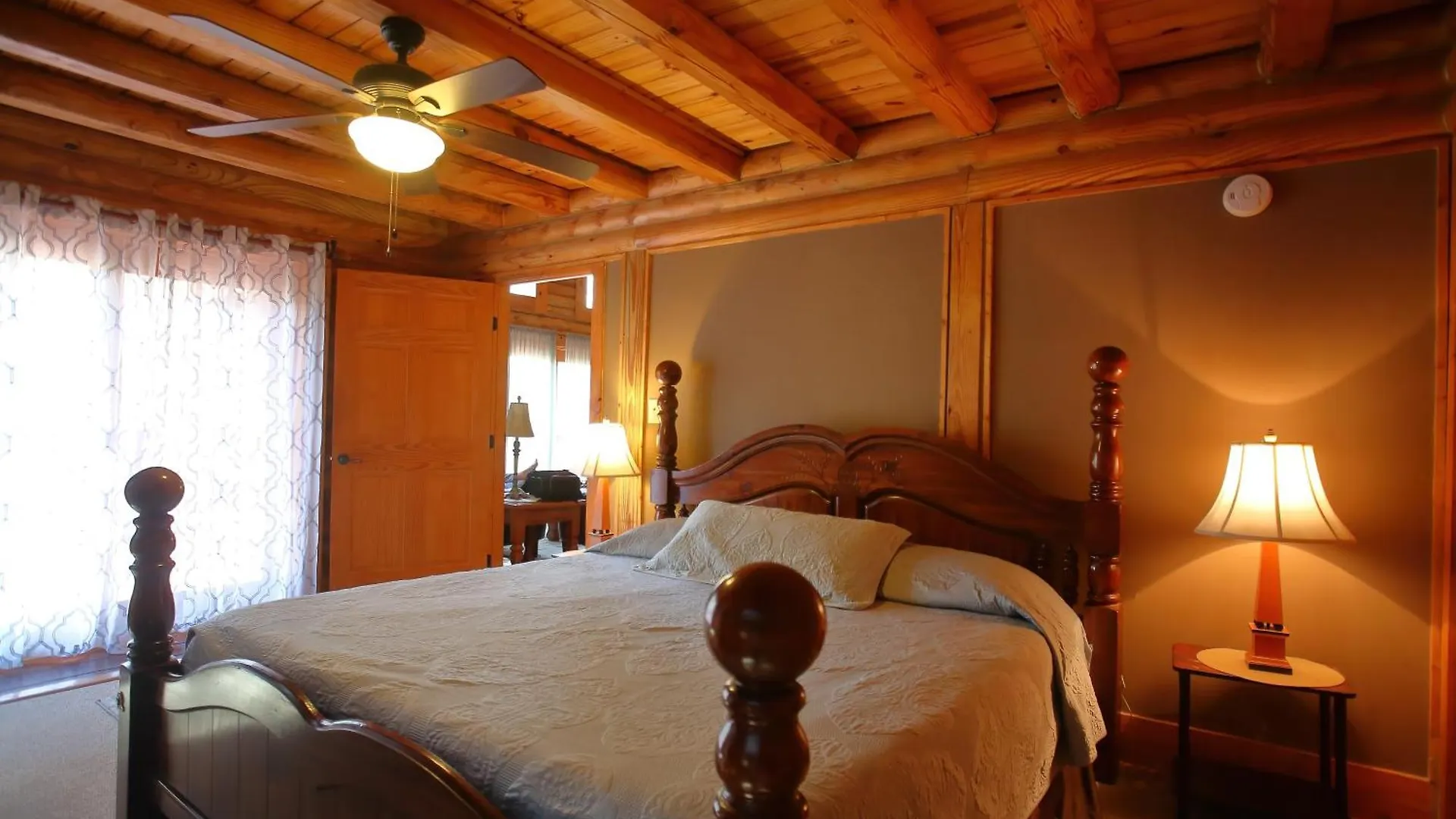 Laurelwood At Lure, Nc - Sleeps 12 Holiday home Lake Lure