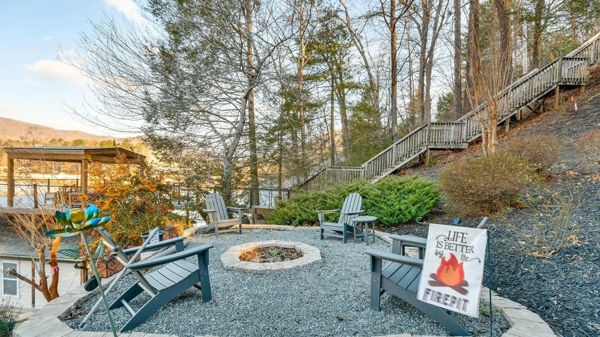 Hot Tub And Lakefront Deck In Blue Ridge Mtns Casa vacanze