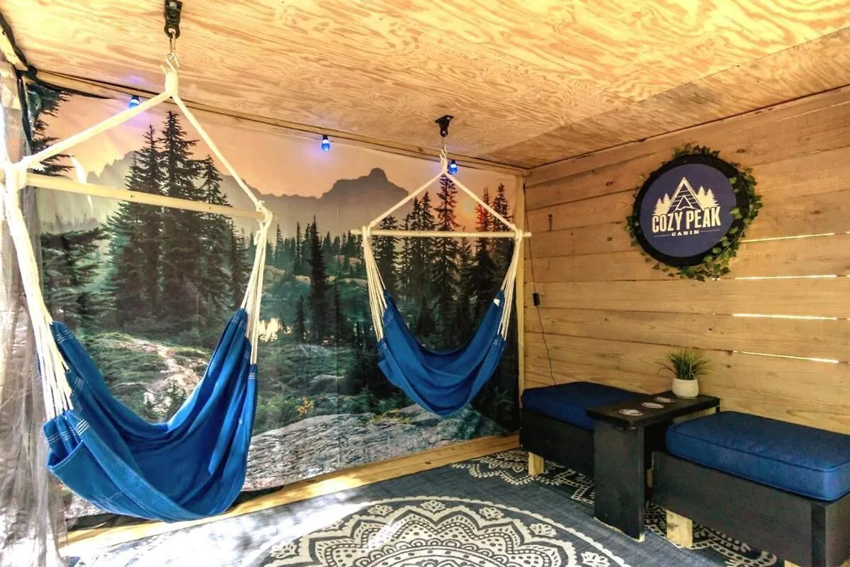 Romantic Getaway Minutes From Chimney Rock *