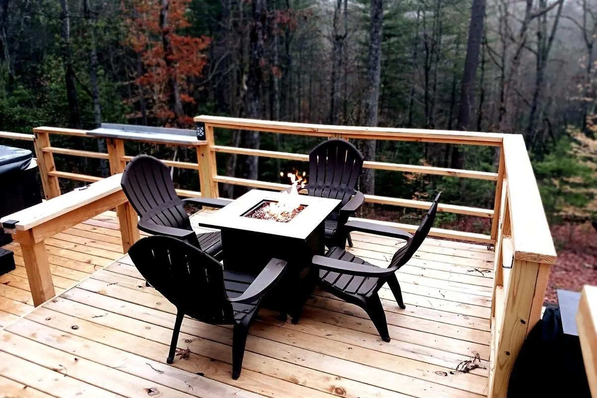 Romantic Getaway Minutes From Chimney Rock Holiday home