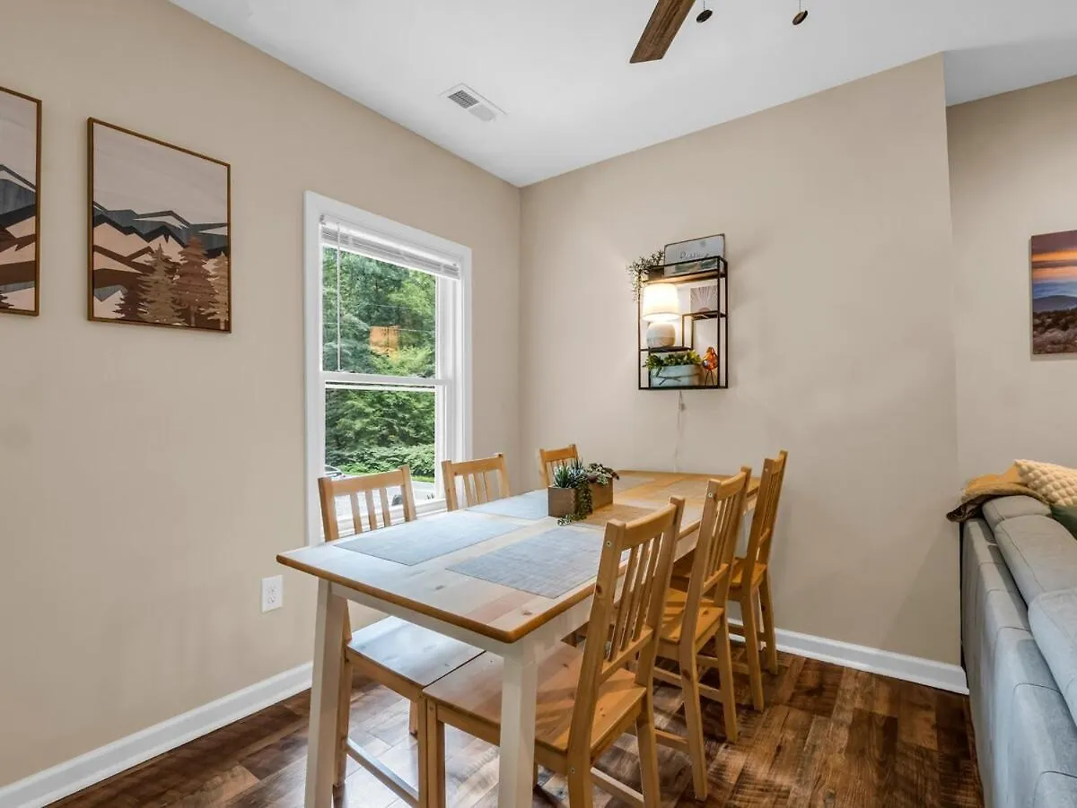 Cozy Family Vacation Lure Holiday home Lake Lure