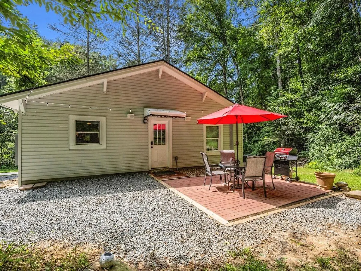 Cozy Family Vacation Lure