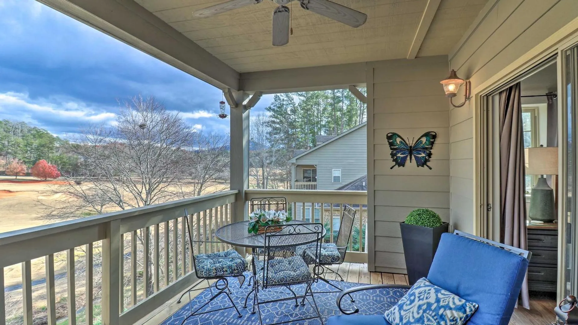 Lure With Pool And Access! Lake Lure