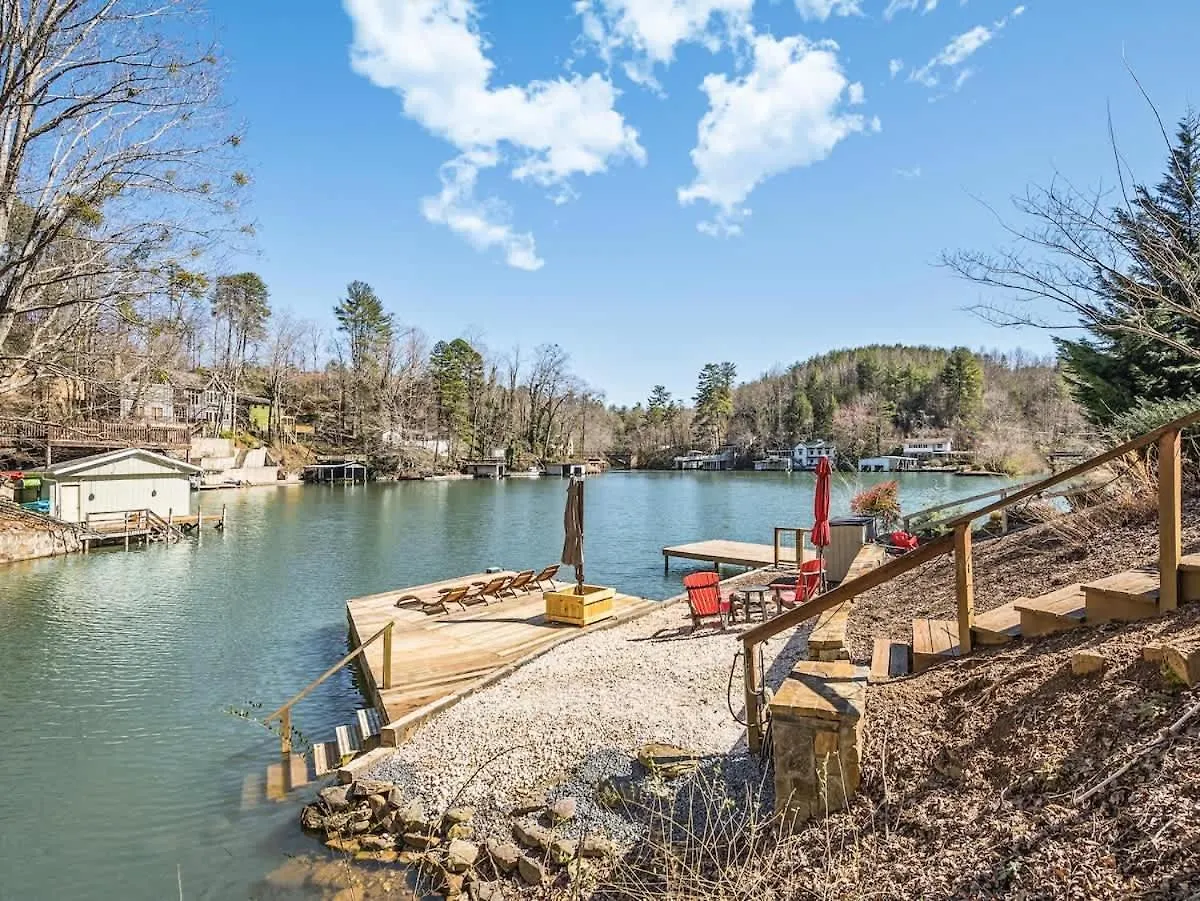 Lakefront House In A Quiet Cove - Kayaks Available