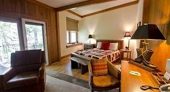 Inn On Lure 4*