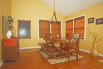 Vacation Homes By Rumbling Bald