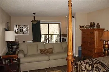Vacation Homes By Rumbling Bald Semesteranläggning (resort)
