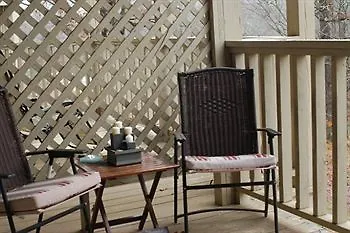 Vacation Homes By Rumbling Bald 4*