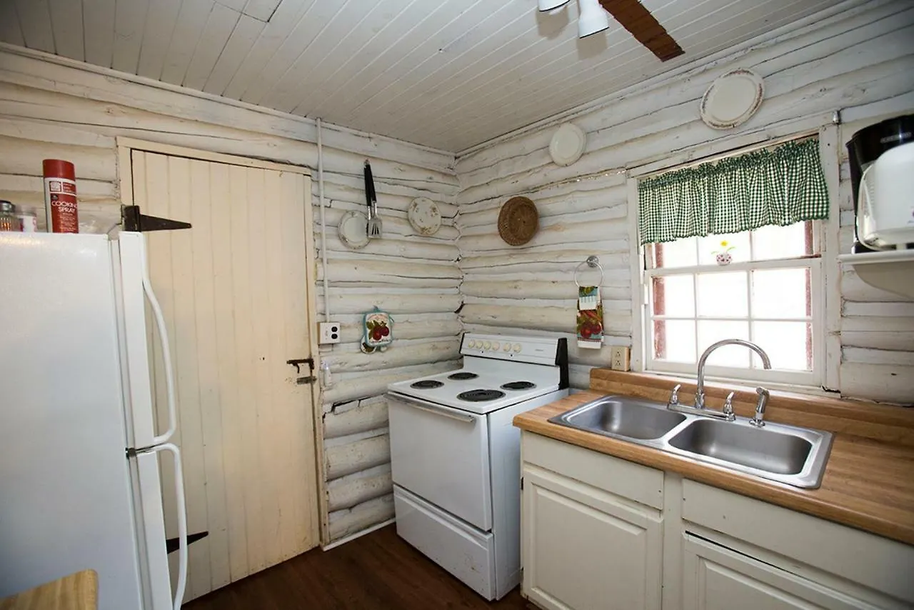 Tatil Evi Pine Gables Cabins *