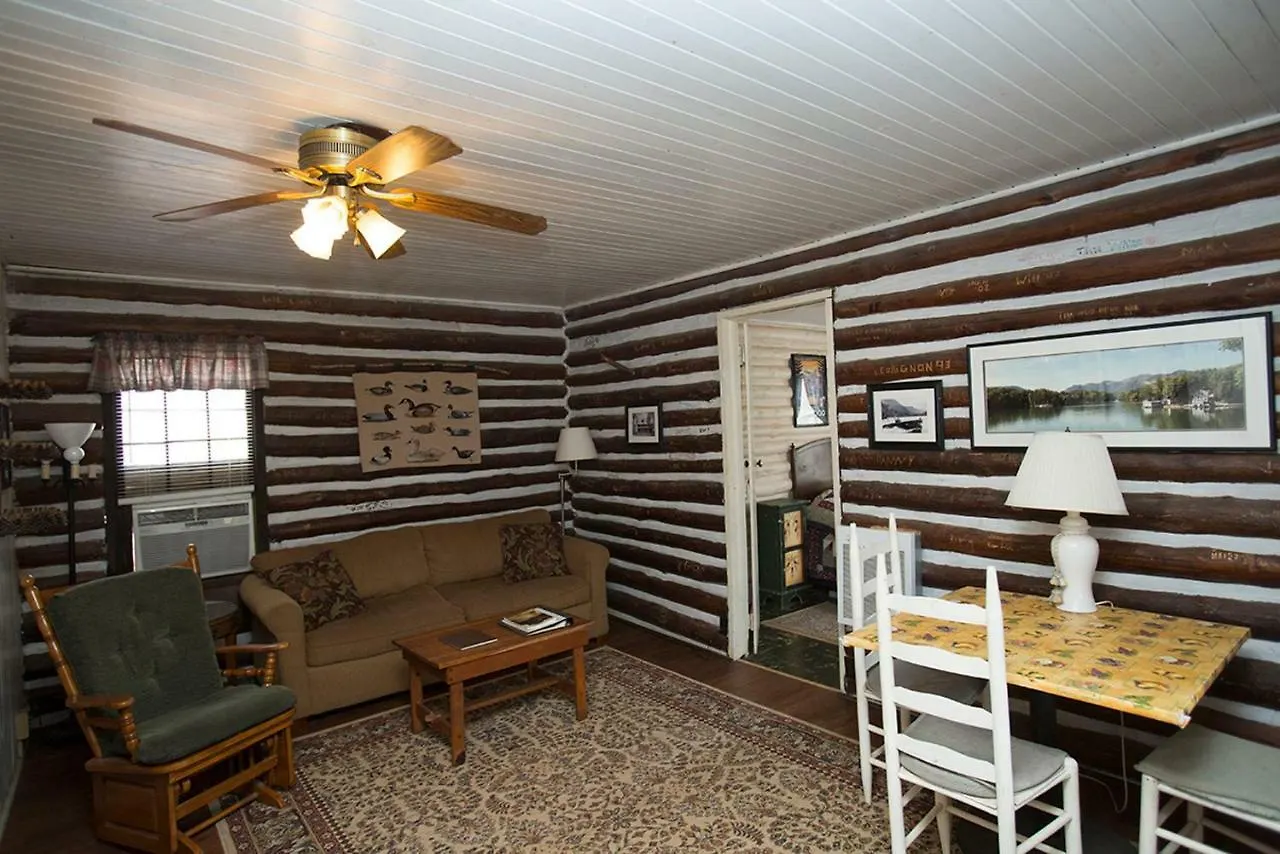 Pine Gables Cabins
