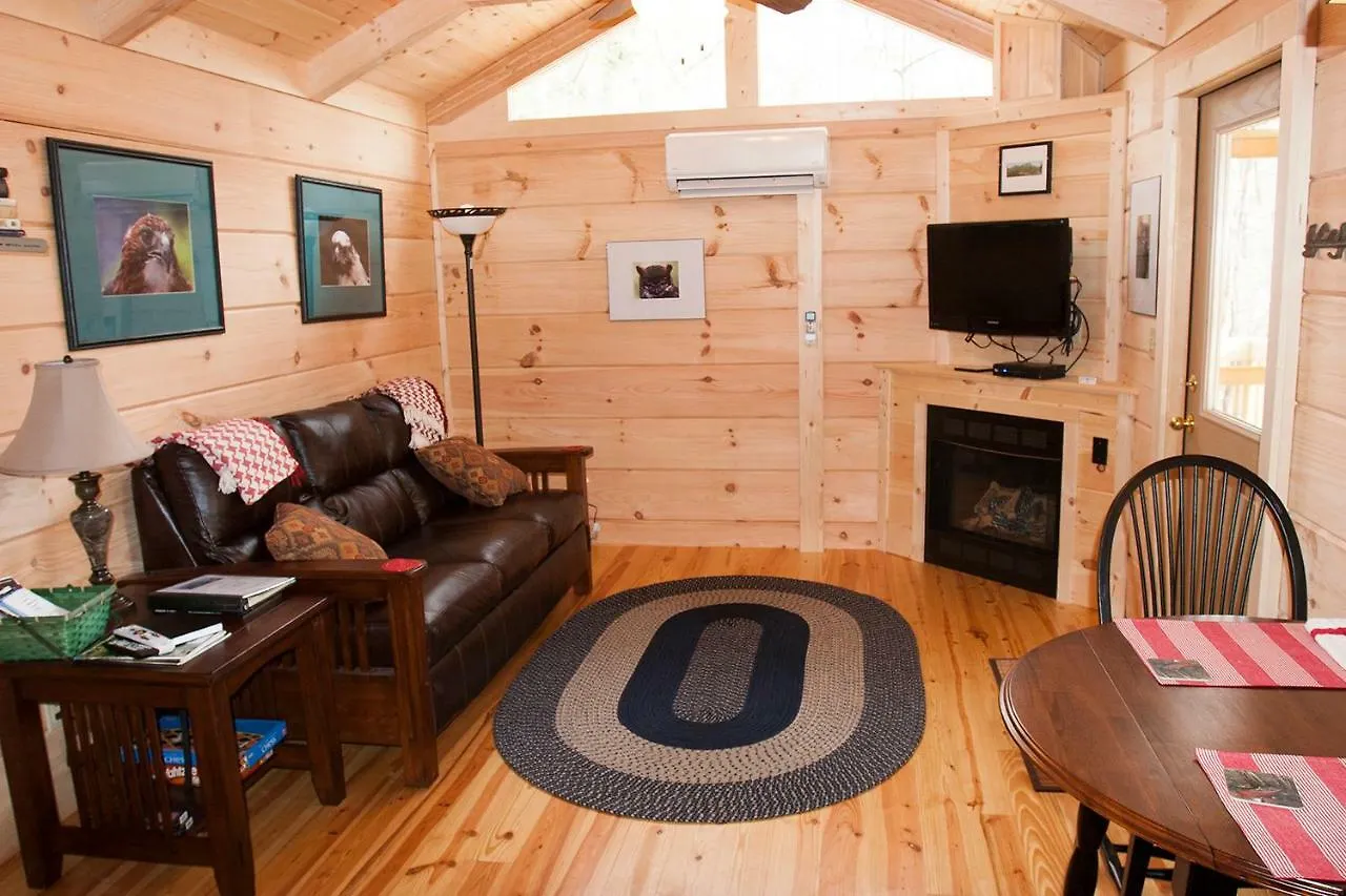 Pine Gables Cabins Tatil Evi Lake Lure