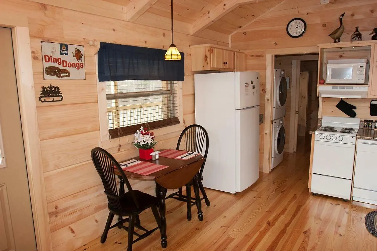 Pine Gables Cabins