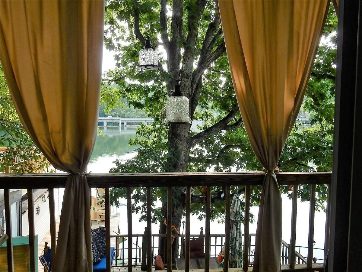 The Ss Lowery * Lake Lure