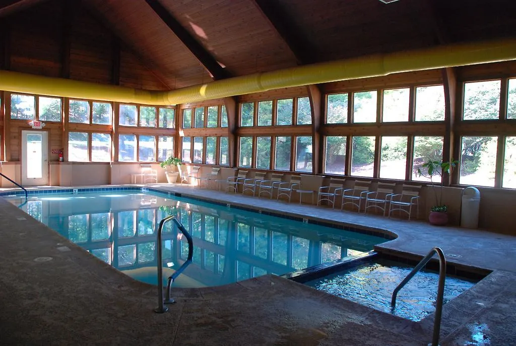 Resort Rumbling Bald 4*