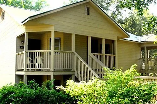 Rumbling Bald Resort 4*