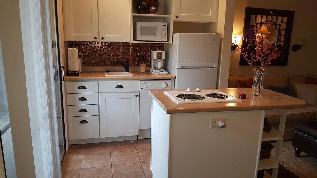 Rumbling Bald Resort 4*
