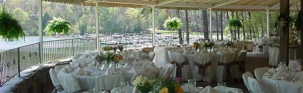 Rumbling Bald Resort 4*