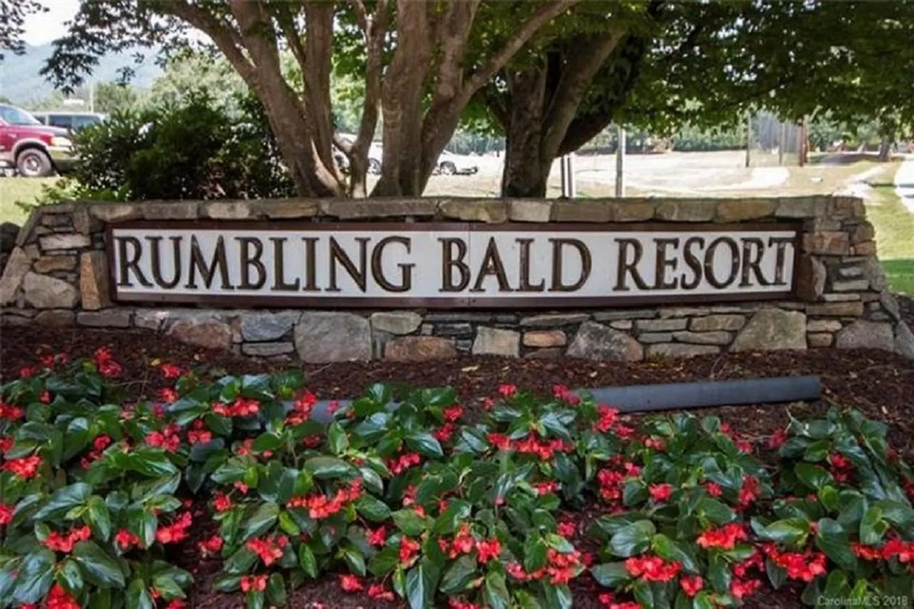 Resort Rumbling Bald 4*